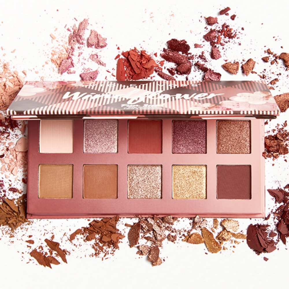 Violet Voss windflower fun sized palette